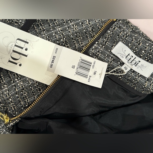 Tibi layered flutter tweed skirt - Picture 3 of 3